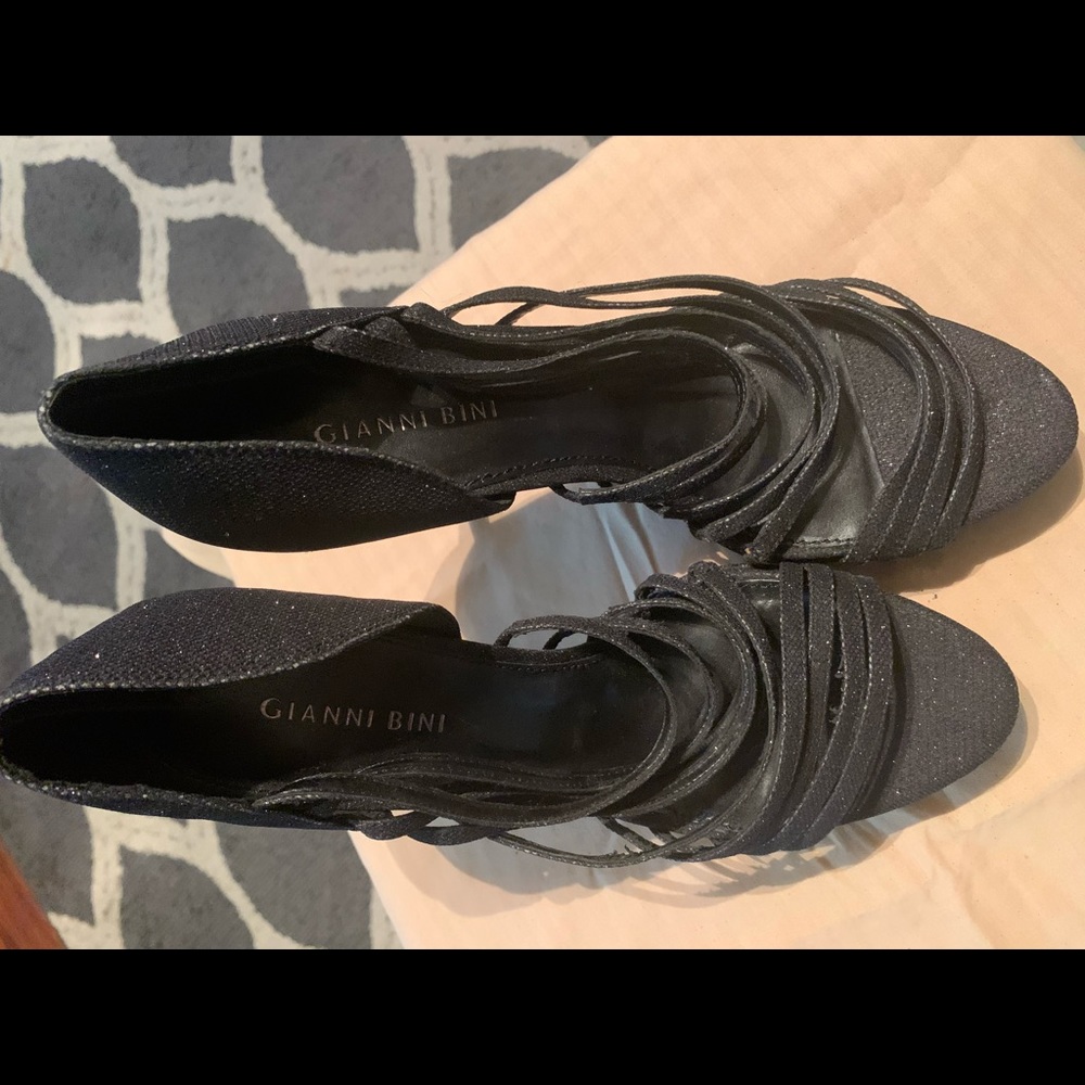 Gianni Bini Black 5inch sparkly, strappy heel
